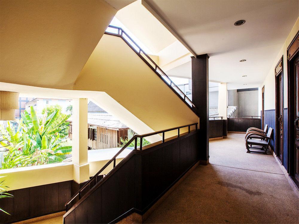 Ban Kong Rao Guesthouse Chiang Mai Bagian luar foto