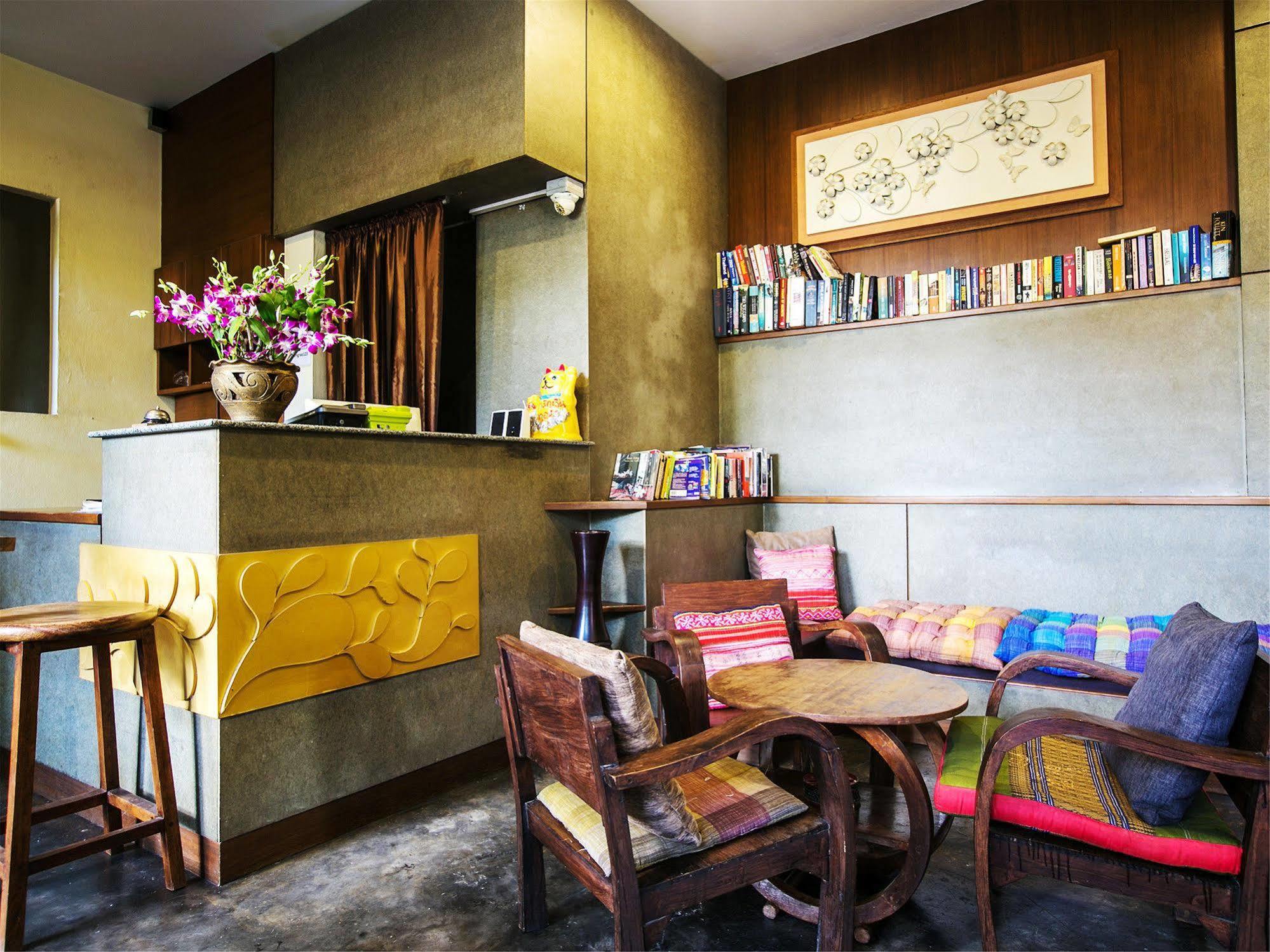 Ban Kong Rao Guesthouse Chiang Mai Bagian luar foto