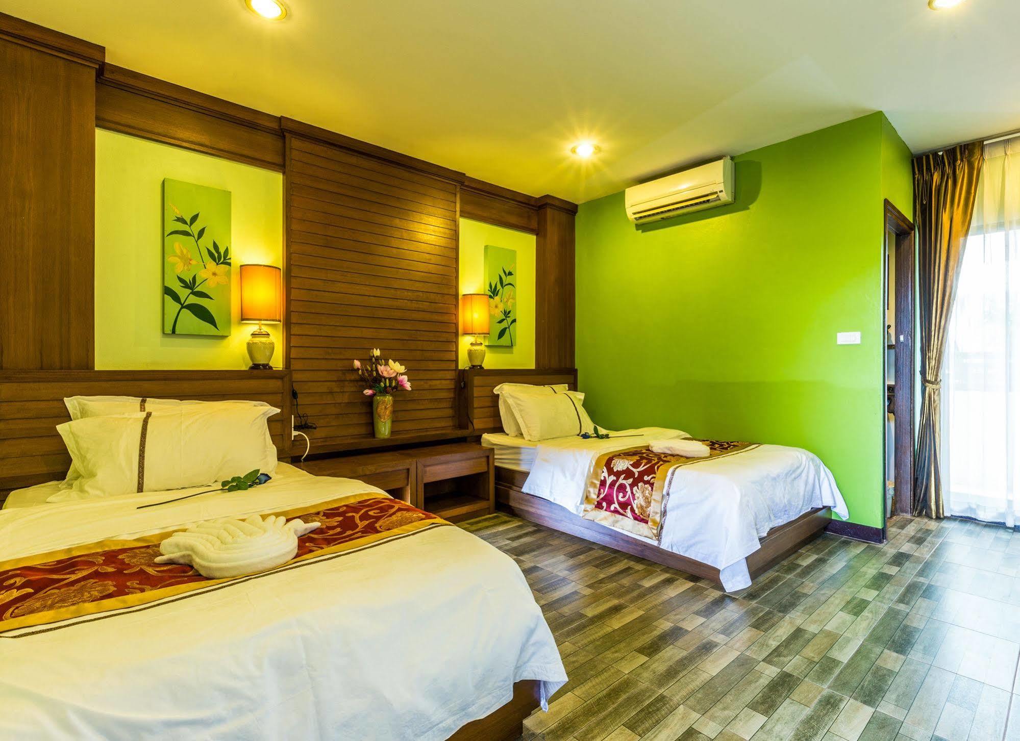 Ban Kong Rao Guesthouse Chiang Mai Bagian luar foto