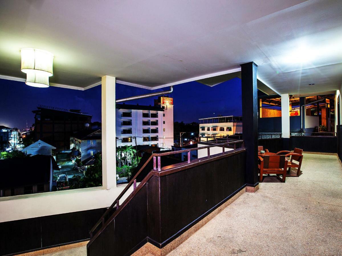 Ban Kong Rao Guesthouse Chiang Mai Bagian luar foto